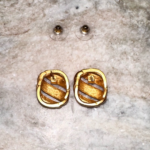 🚨SOLD🚨 - Picture 3 of 3